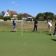 Evadez-vous cet été • Les jeunes de Cap Ados s'initie au golf ! 