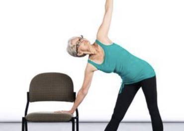 YOGA SUR CHAISE